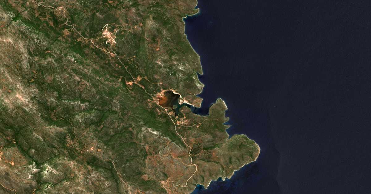 Satelitska karta: Limín Iérakos