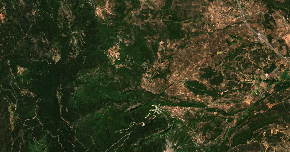 Satelitska karta: Alevroú