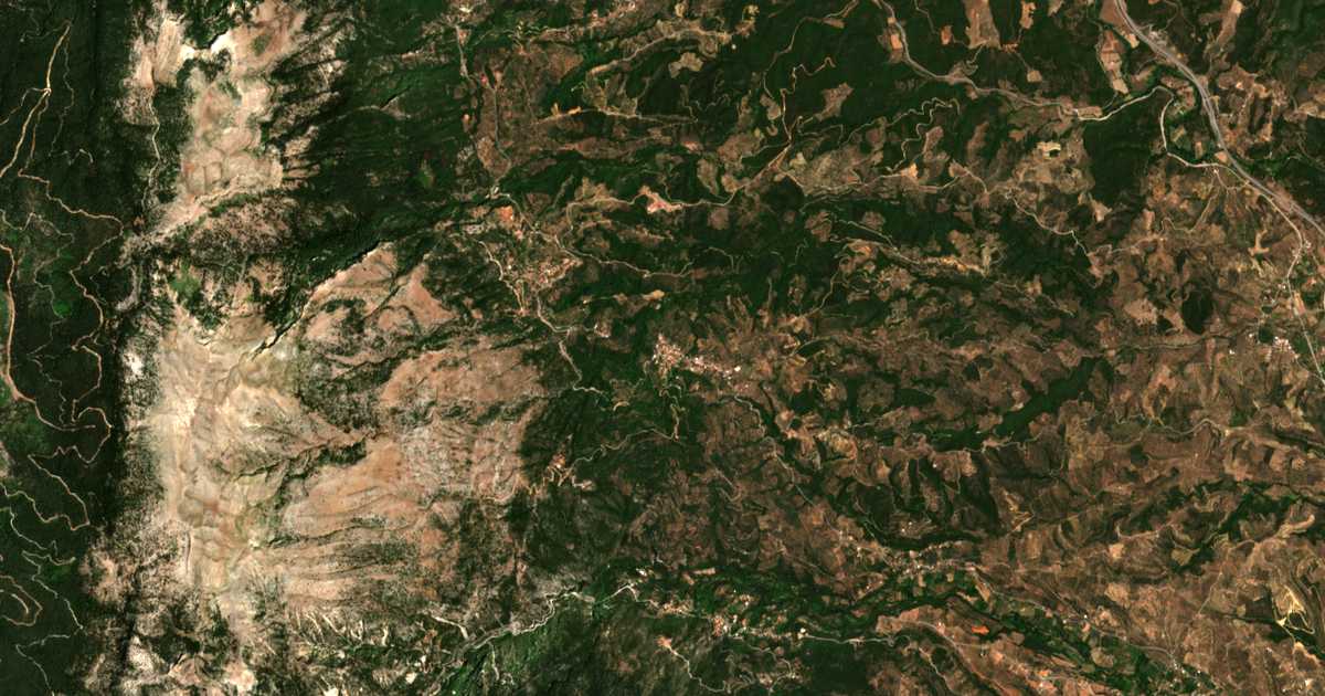 Satelitska karta: Longástra