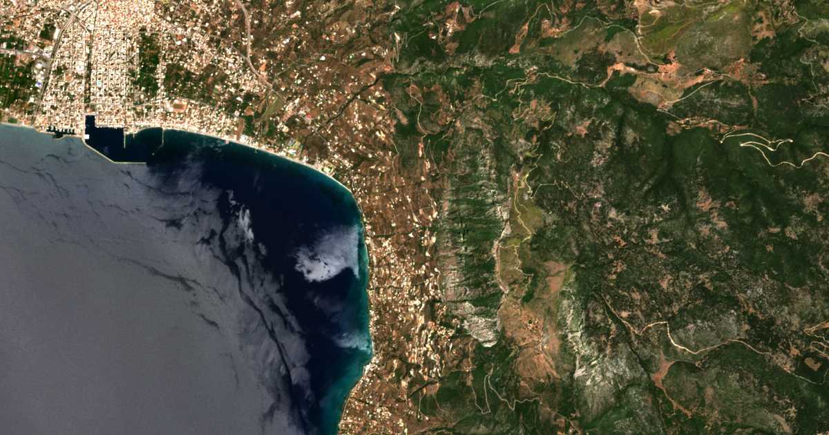 Satelitska karta: Moúsga