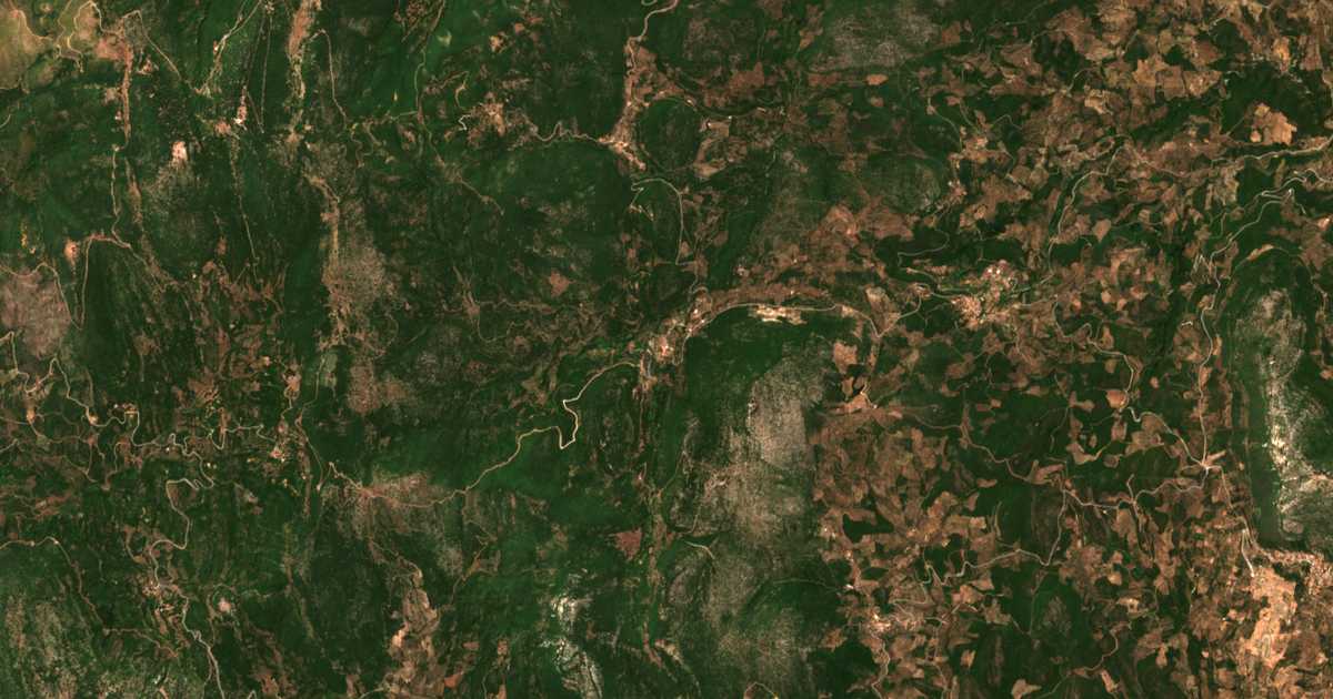 Satelitska karta: Kefalinós
