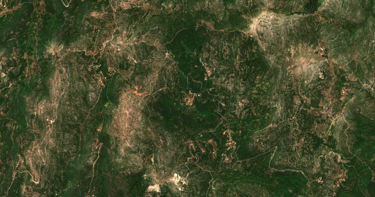 Satelitska karta: Ampelióna