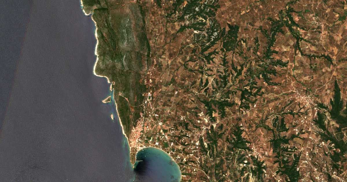 Satelitska karta: Gefýri