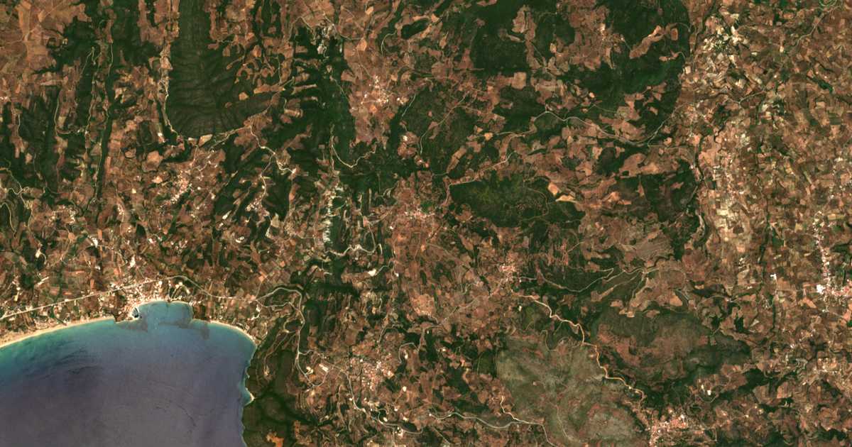 Satelitska karta: Kaplánion