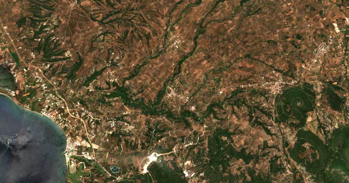 Satelitska karta: Stenosiá