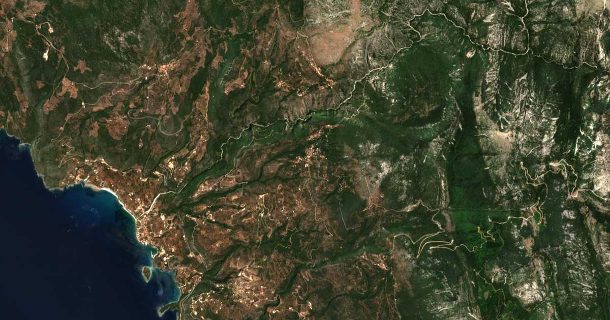 Satelitska karta: Exochórion