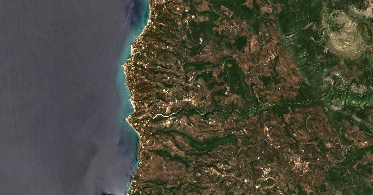 Satelitska karta: Megáli Mantíneia