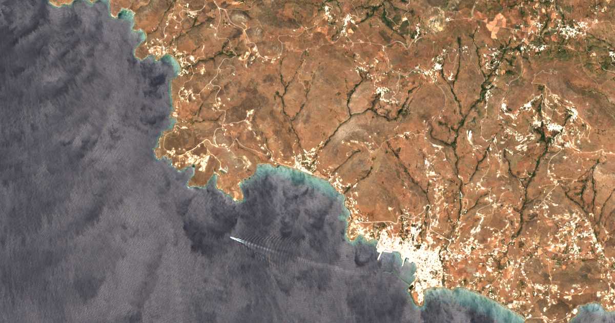 Satelitska karta: Kiónia