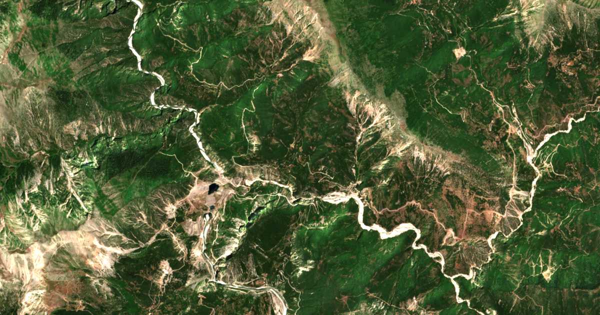 Satelitska karta: Petrotón