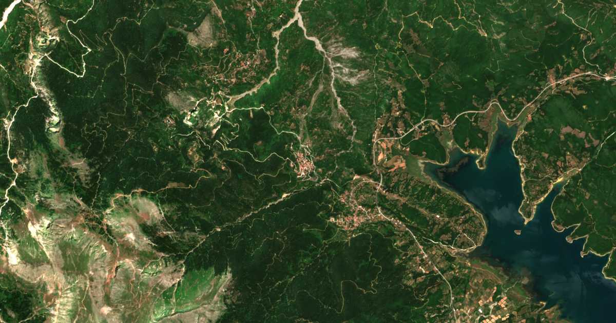 Satelitska karta: Keraséa