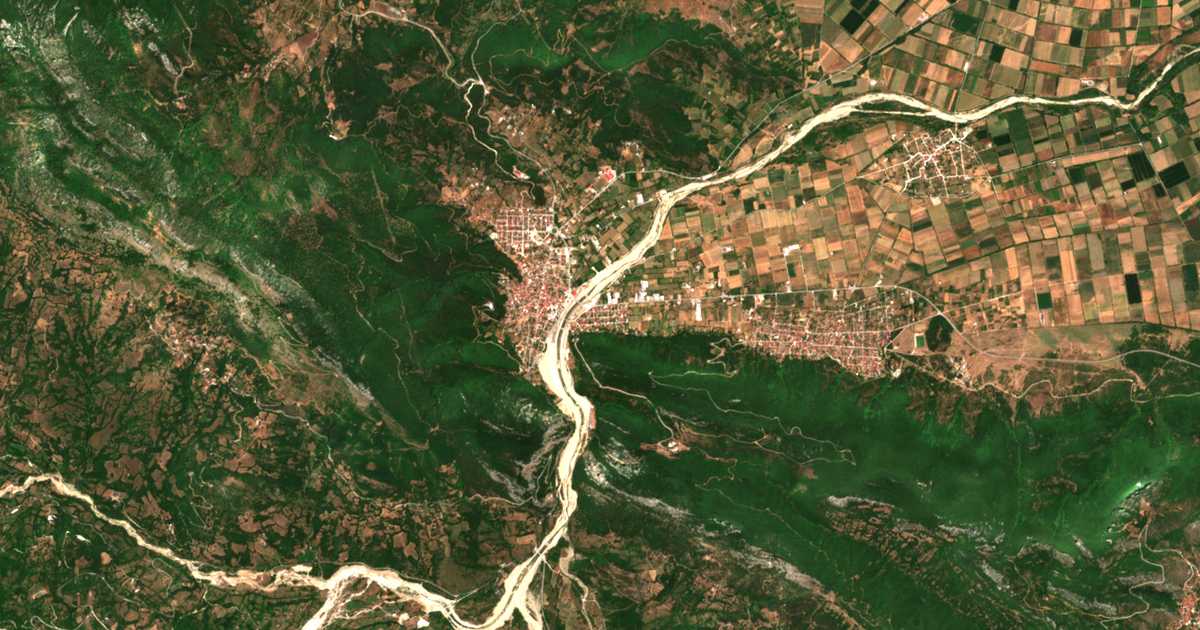 Satelitska karta: Geórgios Karaïskákis