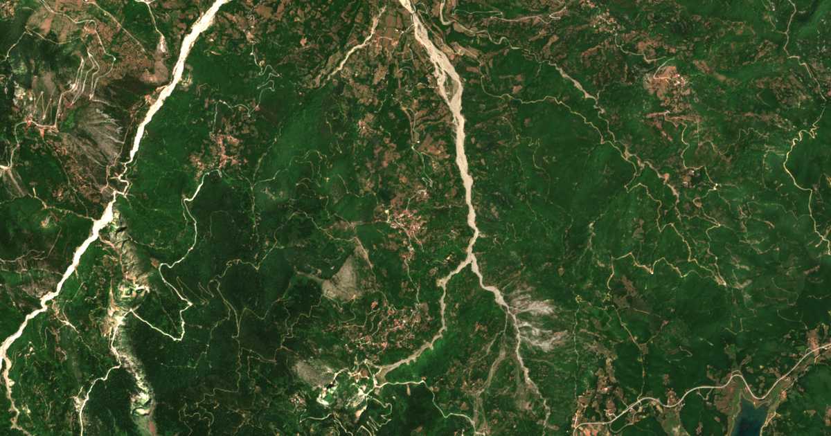 Satelitska karta: Kryopigí