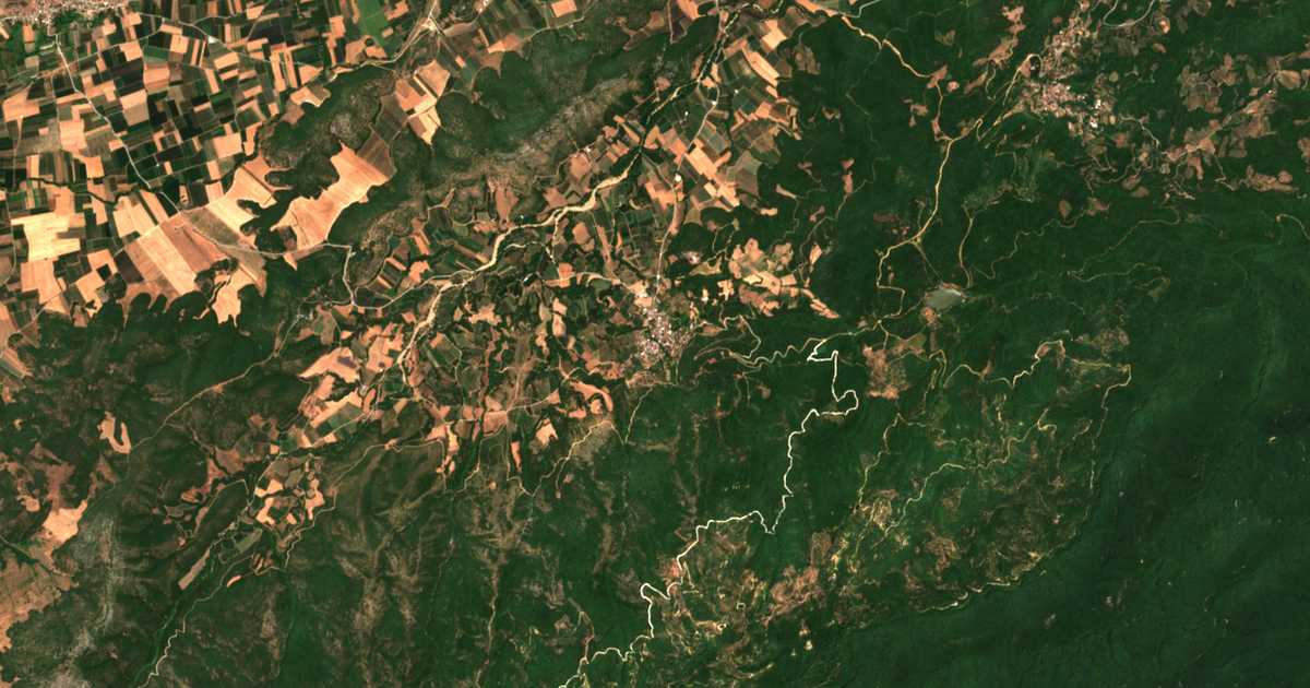 Satelitska karta: Potamiá
