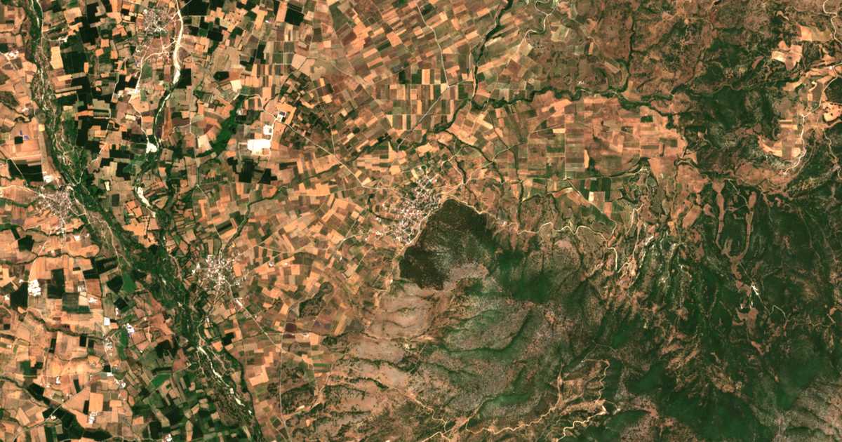 Satelitska karta: Doménikon