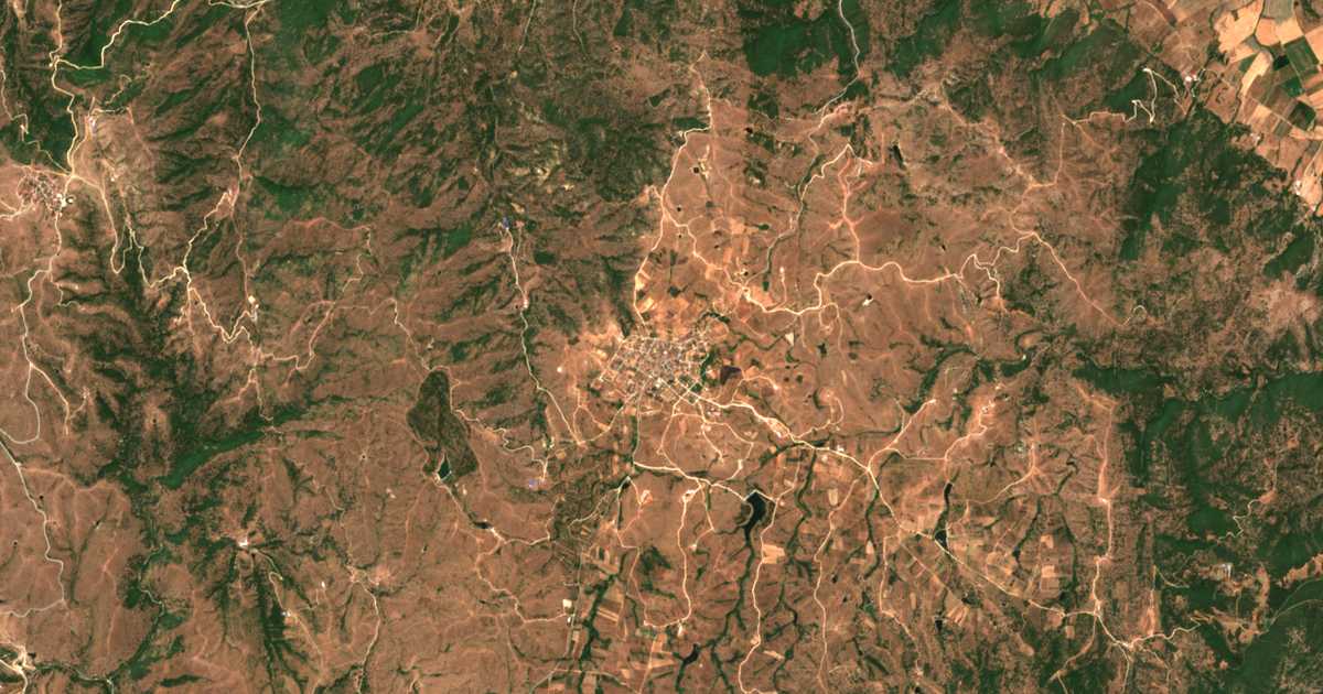 Satelitska karta: Méga Eleftherochórion