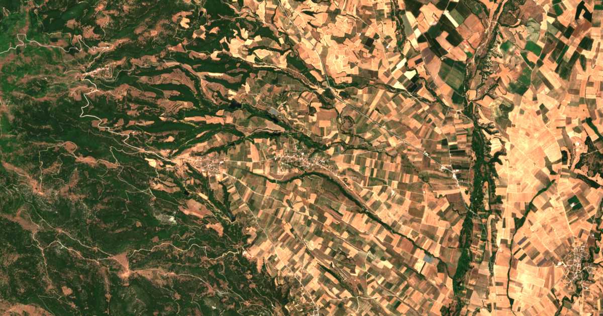 Satelitska karta: Miléa