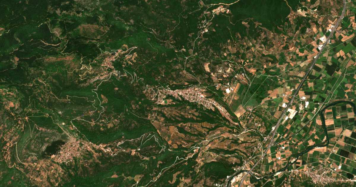 Satelitska karta: Pyrgetós