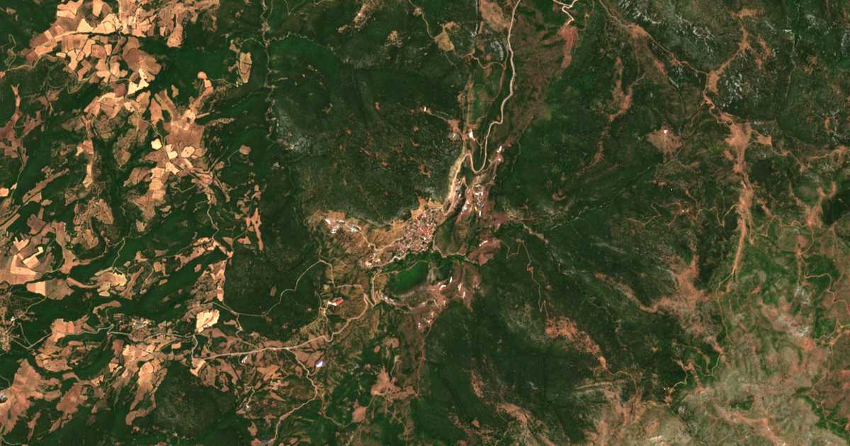 Satelitska karta: Anávra