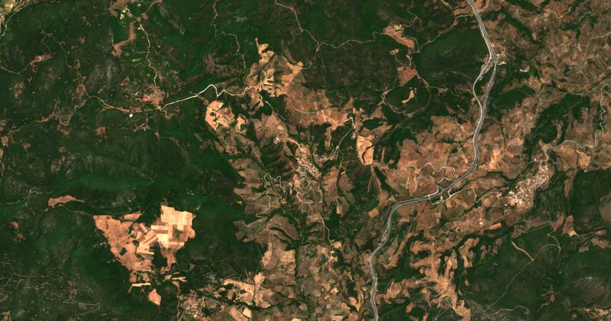 Satelitska karta: Gavrianí