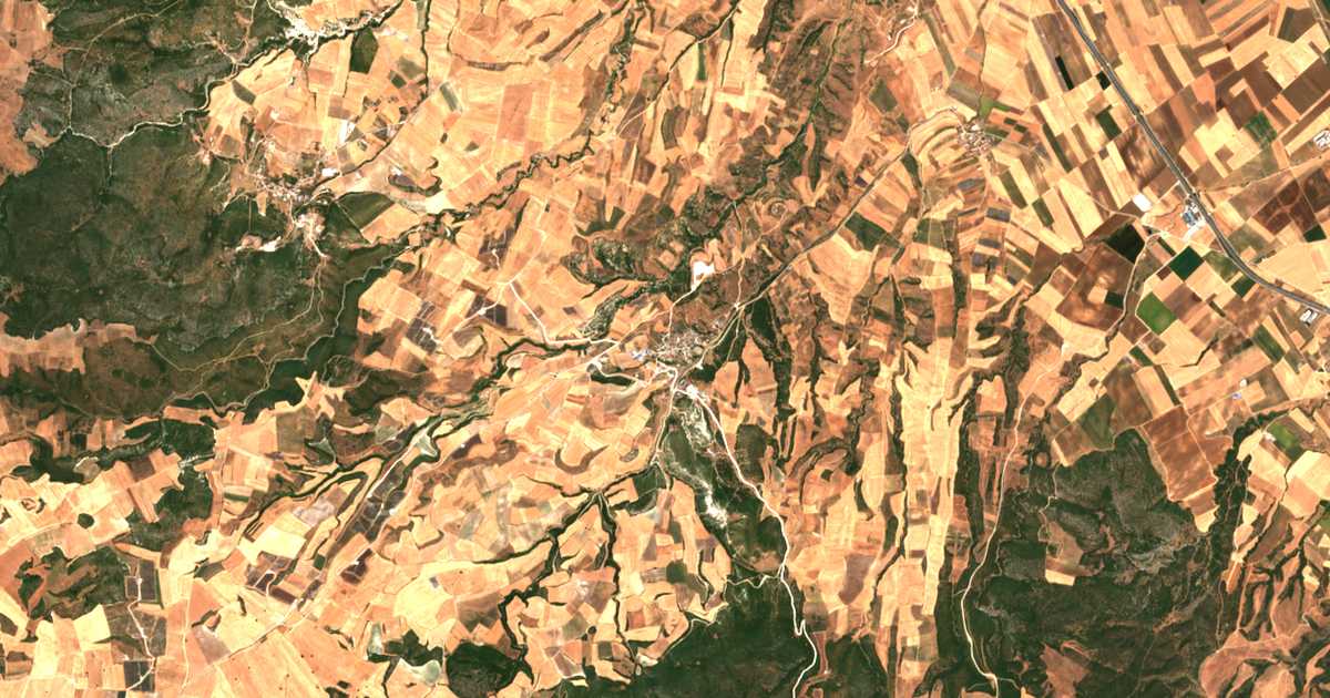 Satelitska karta: Mikrón Perivolákion
