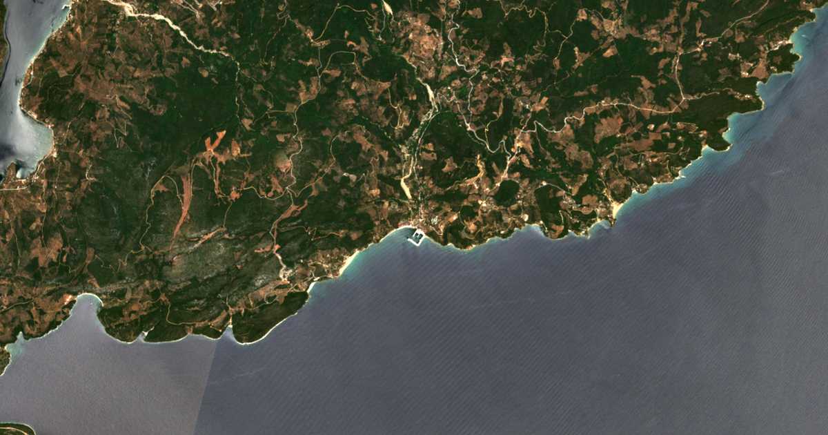 Satelitska karta: Plataniá