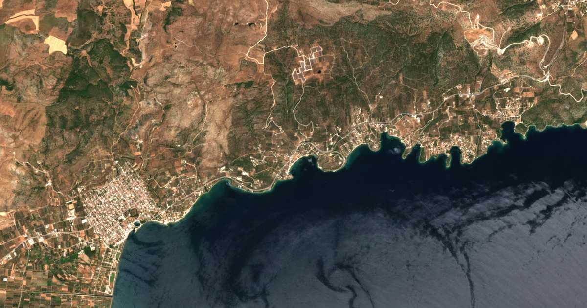 Satelitska karta: Chrysí Aktí Panagías