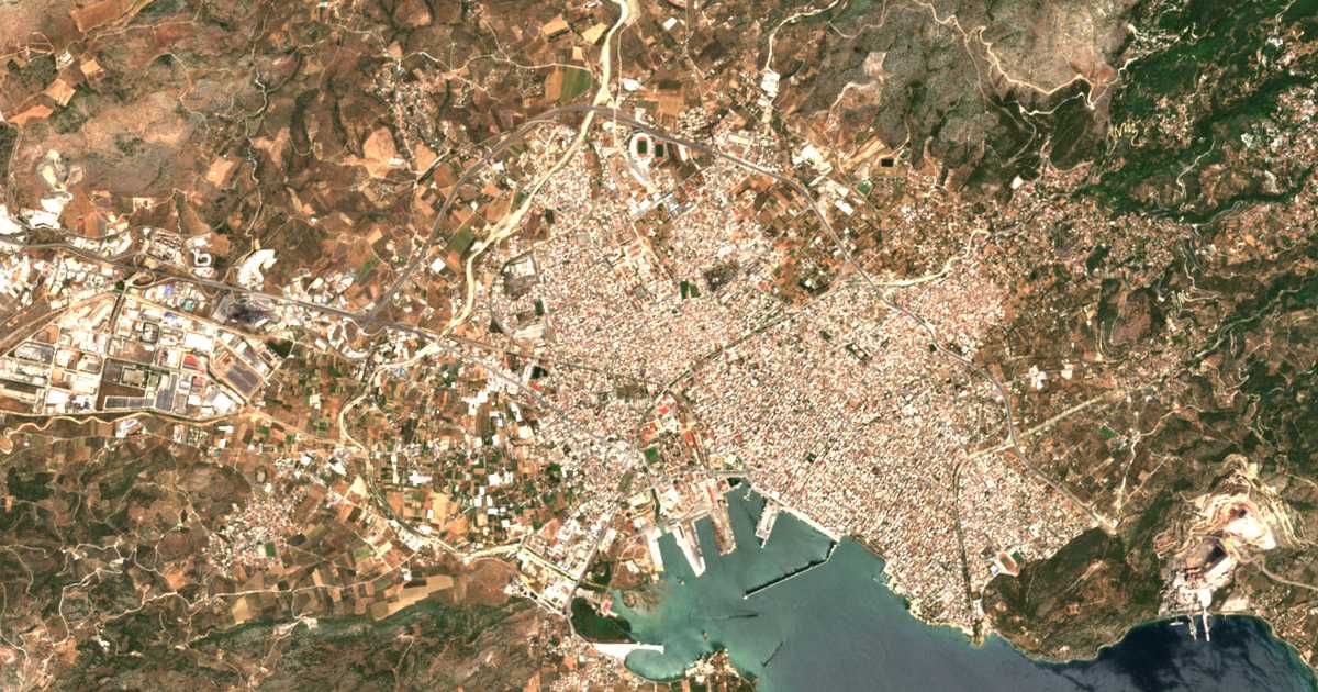 Satelitska karta: Néa Ionía