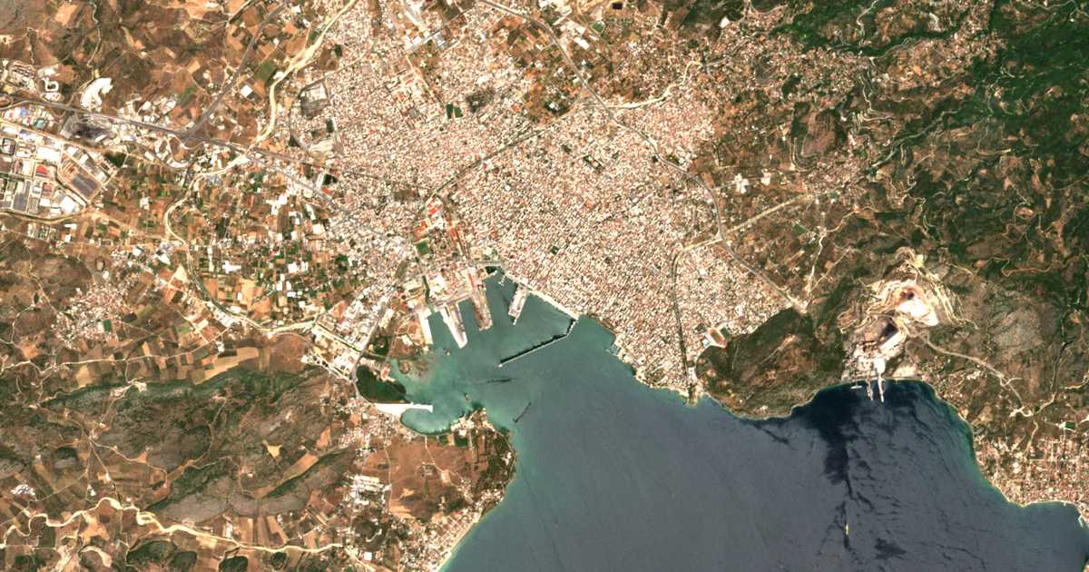 Satelitska karta: Volos