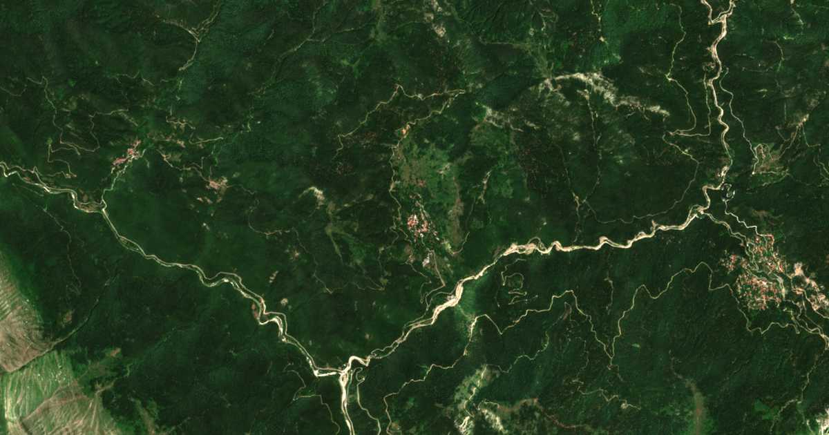 Satelitska karta: Kallirrói