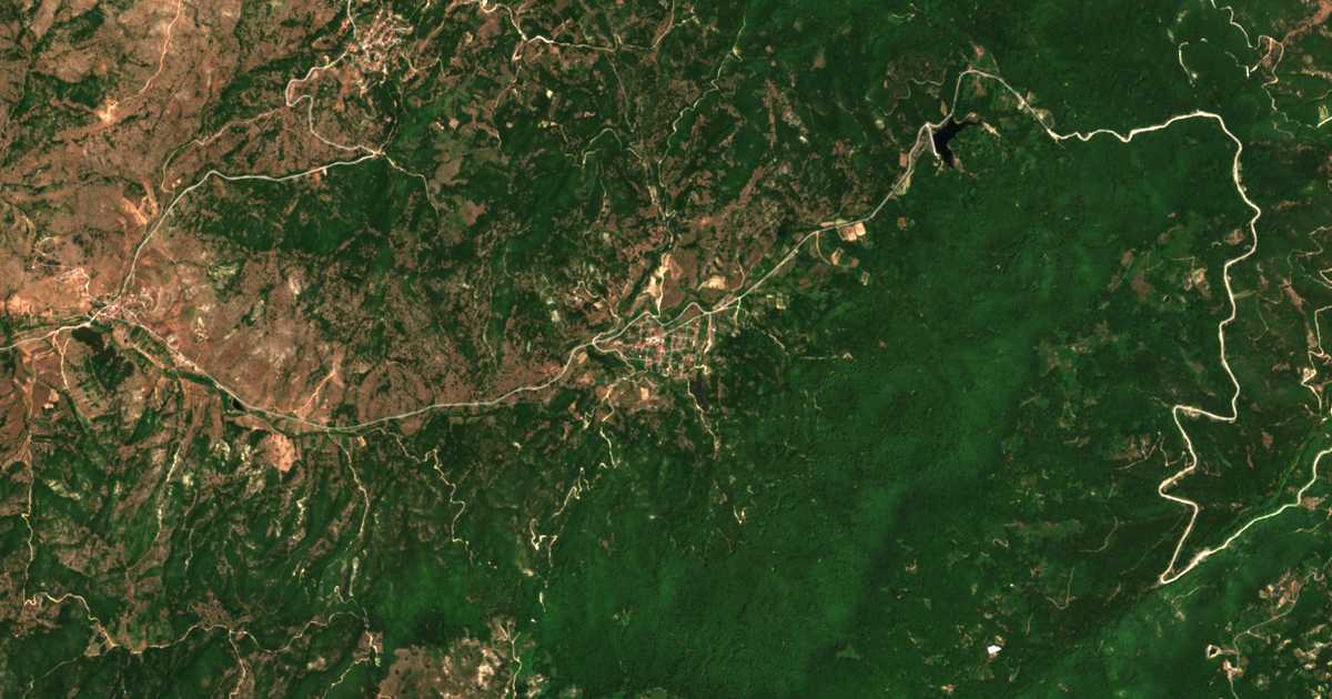 Satelitska karta: Longá