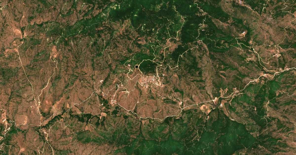 Satelitska karta: Agreliá
