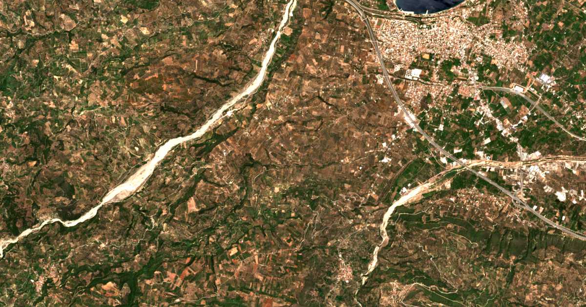 Satelitska karta: Ágios Nikólaos