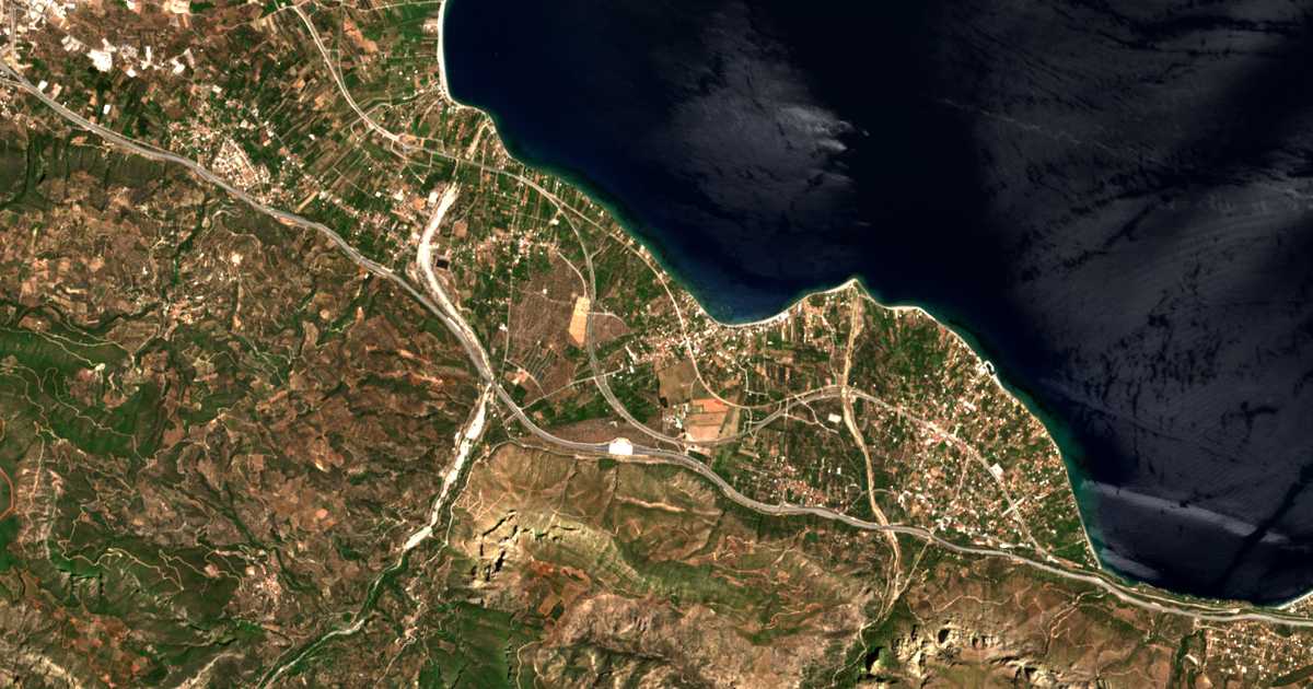 Satelitska karta: Elaión