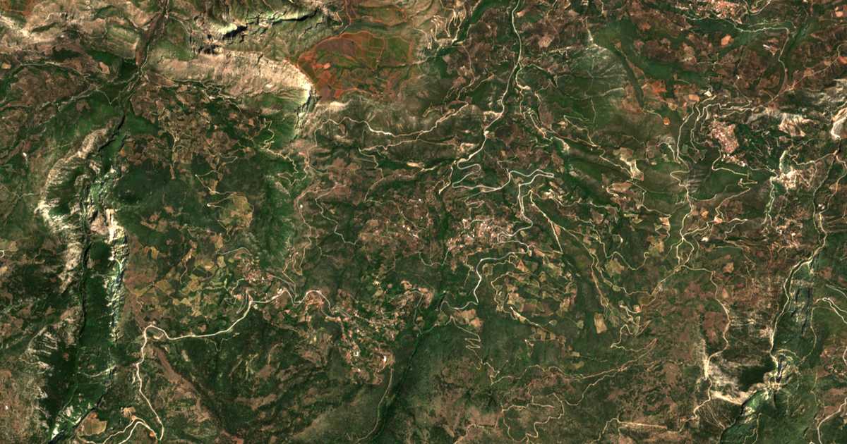 Satelitska karta: Katholikón
