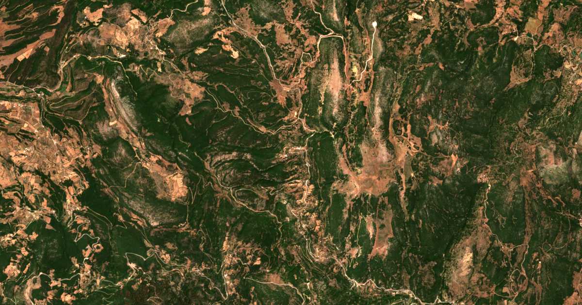 Satelitska karta: Kalanístra