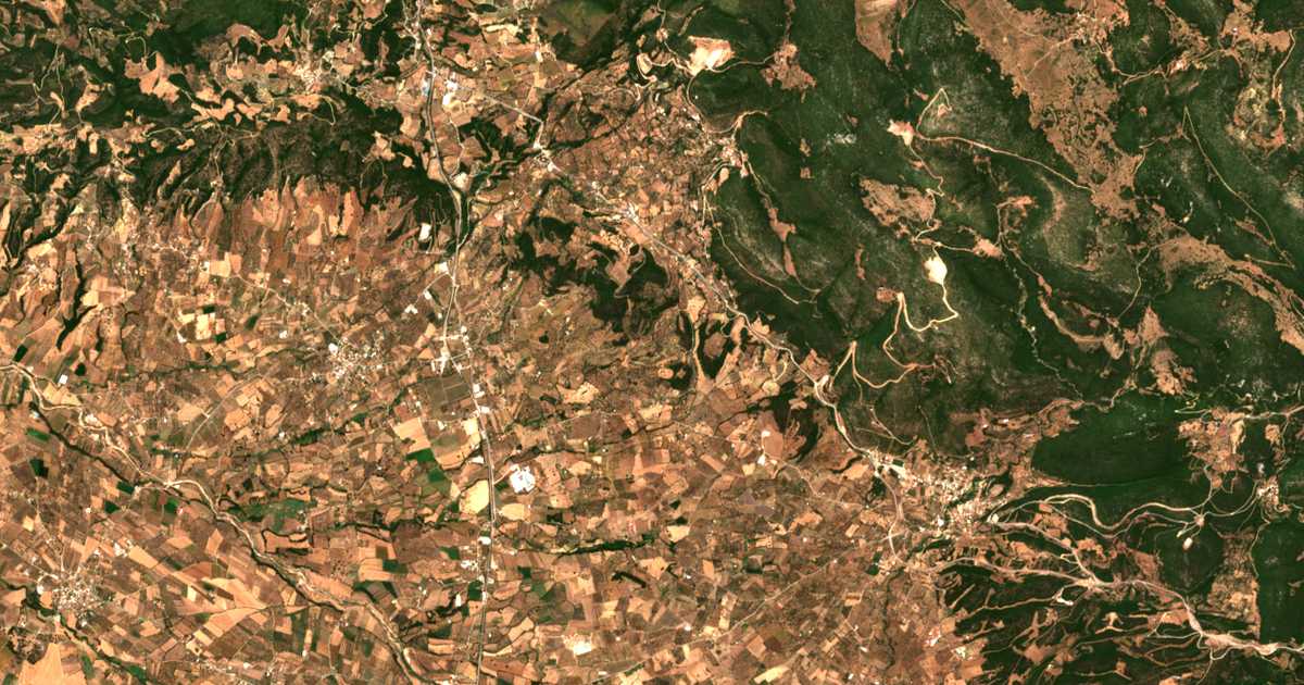 Satelitska karta: Káto Platanóvrysi