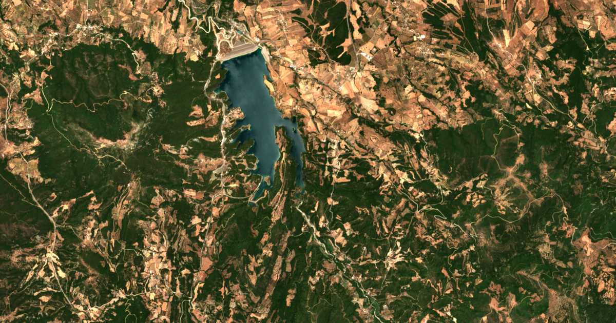 Satelitska karta: Kritharákia
