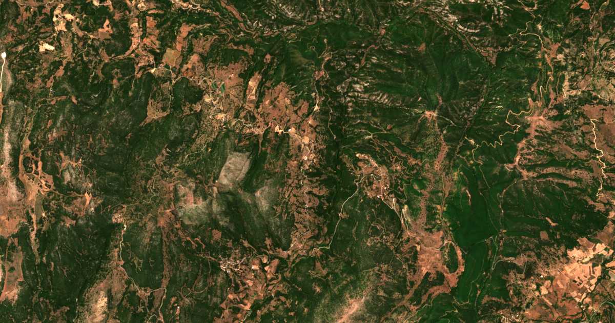 Satelitska karta: Mikrós Pontiás