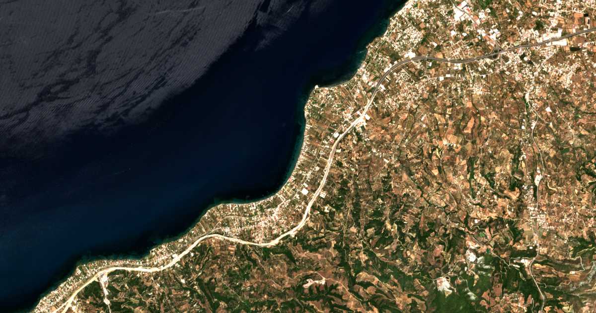 Satelitska karta: Monodéndrion