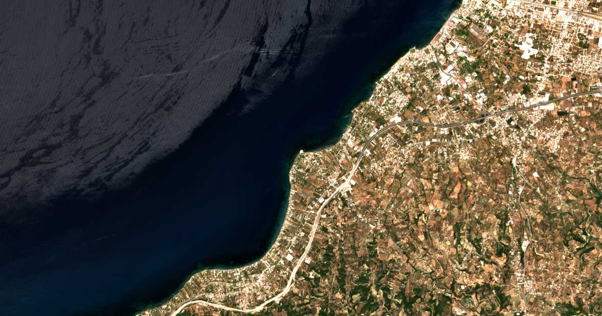 Satelitska karta: Rogítika