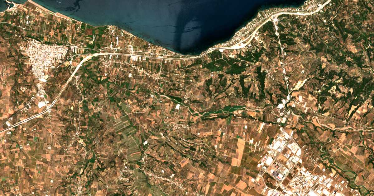 Satelitska karta: Kamenítsa