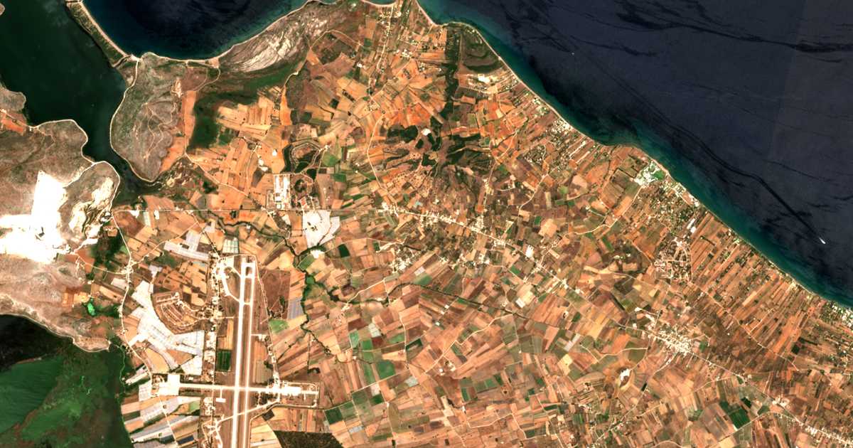 Satelitska karta: Lakkópetra