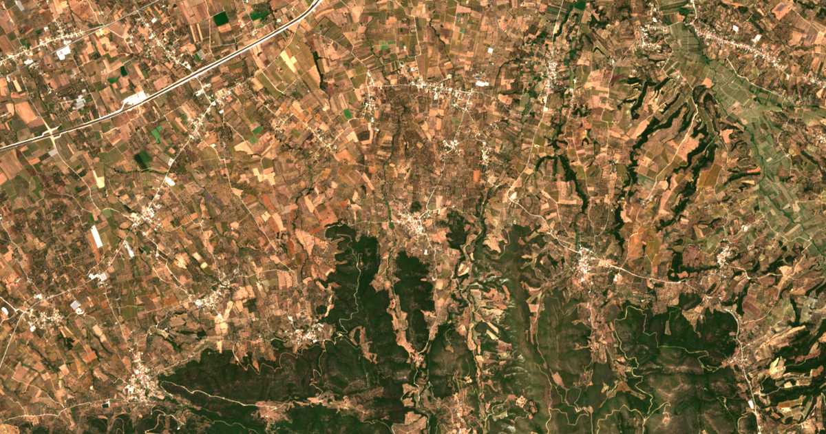 Satelitska karta: Petrochórion