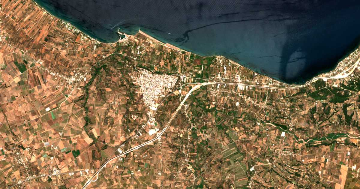 Satelitska karta: Píso Sykéa