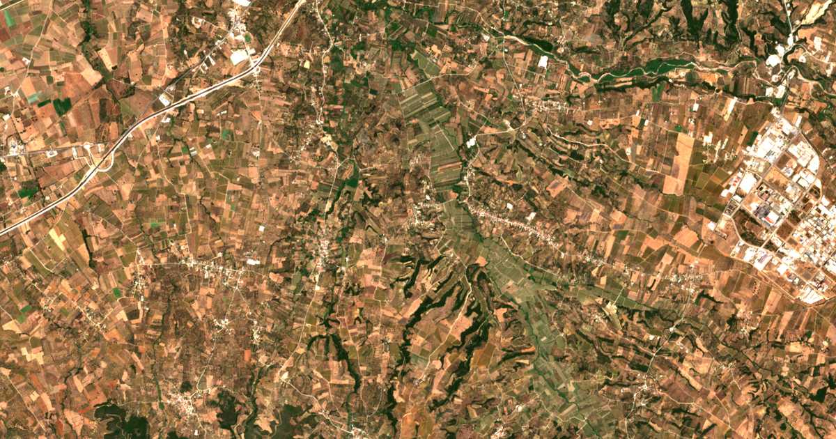 Satelitska karta: Spaliaraíika