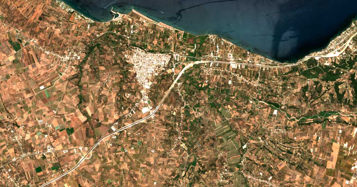 Satelitska karta: Stenaḯtika