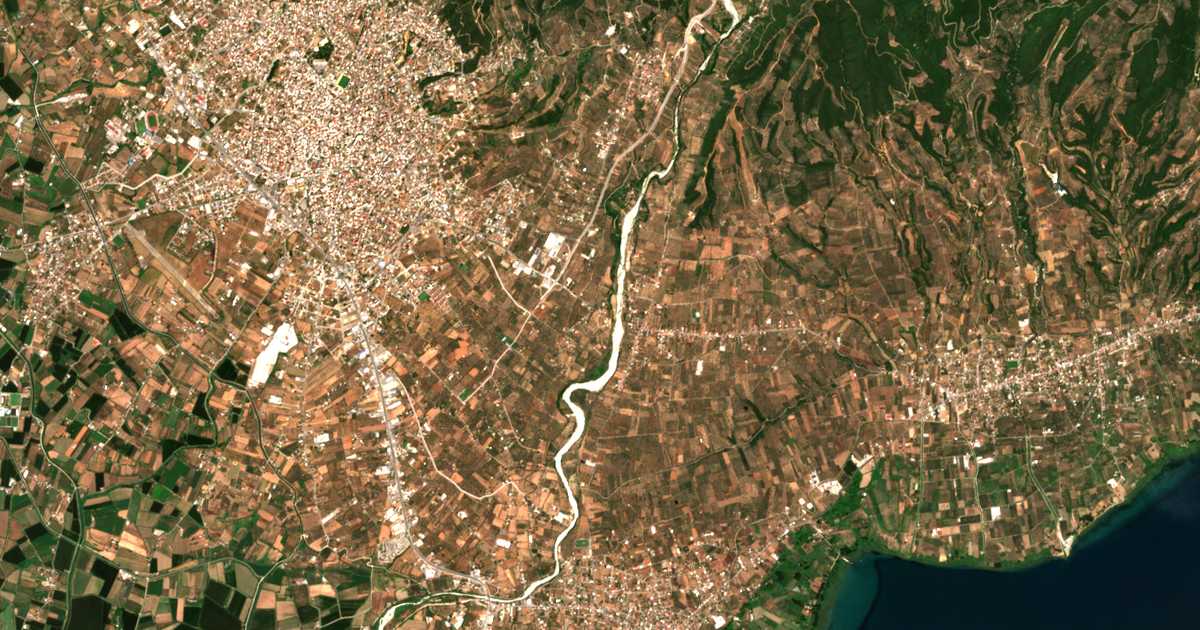 Satelitska karta: Akropótamos