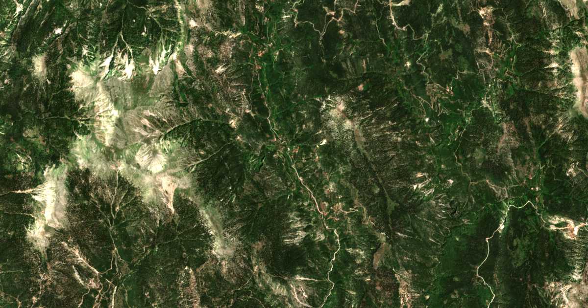 Satelitska karta: Káto Lampírion