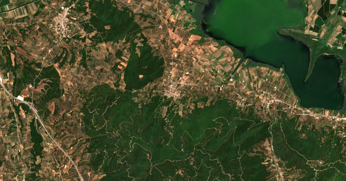 Satelitska karta: Lysimácheia