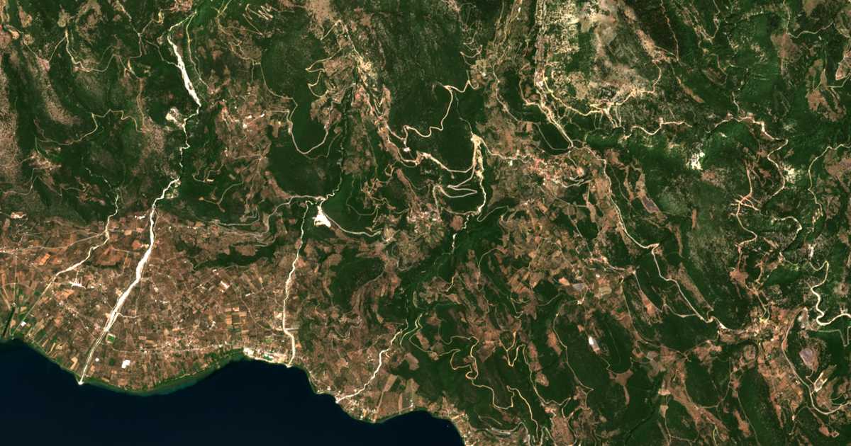 Satelitska karta: Nerománna